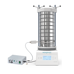 Ultrasonic frequency variation directly on an analytical sieving machine